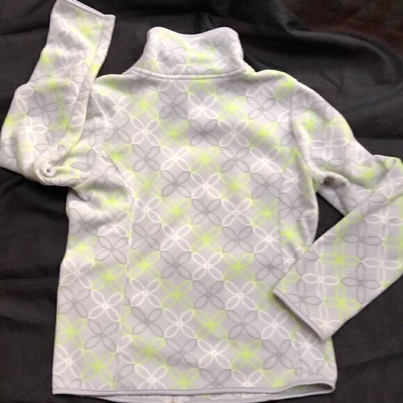 Old Navy Fleece Jacket.  Size Medium. - Picture 3 of 3